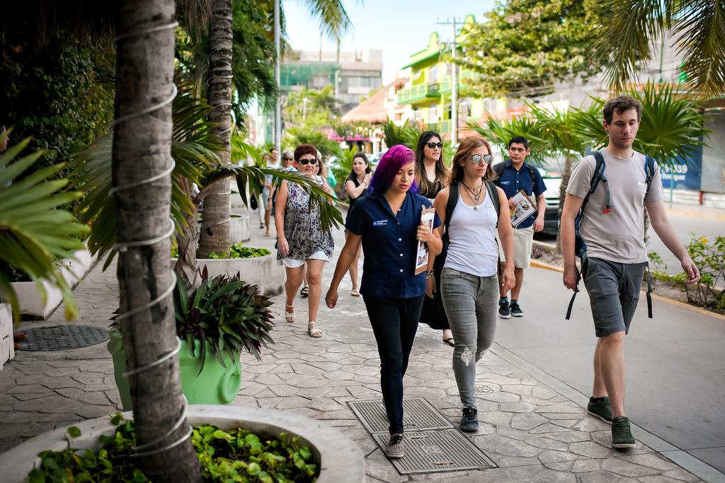 CELTA students and tutors at International House Riviera Maya